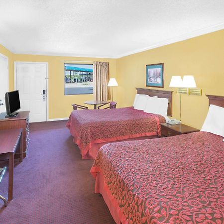 Days Inn By Wyndham N Little Rock East Норт-Литл-Рок Экстерьер фото