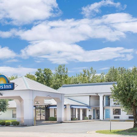Days Inn By Wyndham N Little Rock East Норт-Литл-Рок Экстерьер фото