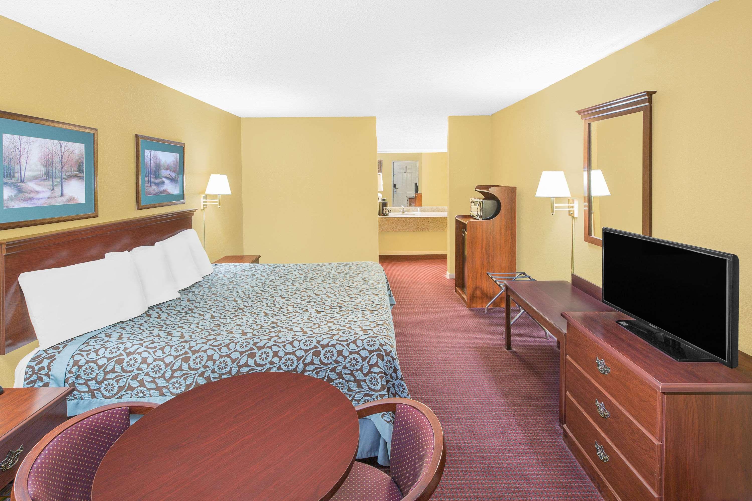 Days Inn By Wyndham N Little Rock East Норт-Литл-Рок Экстерьер фото