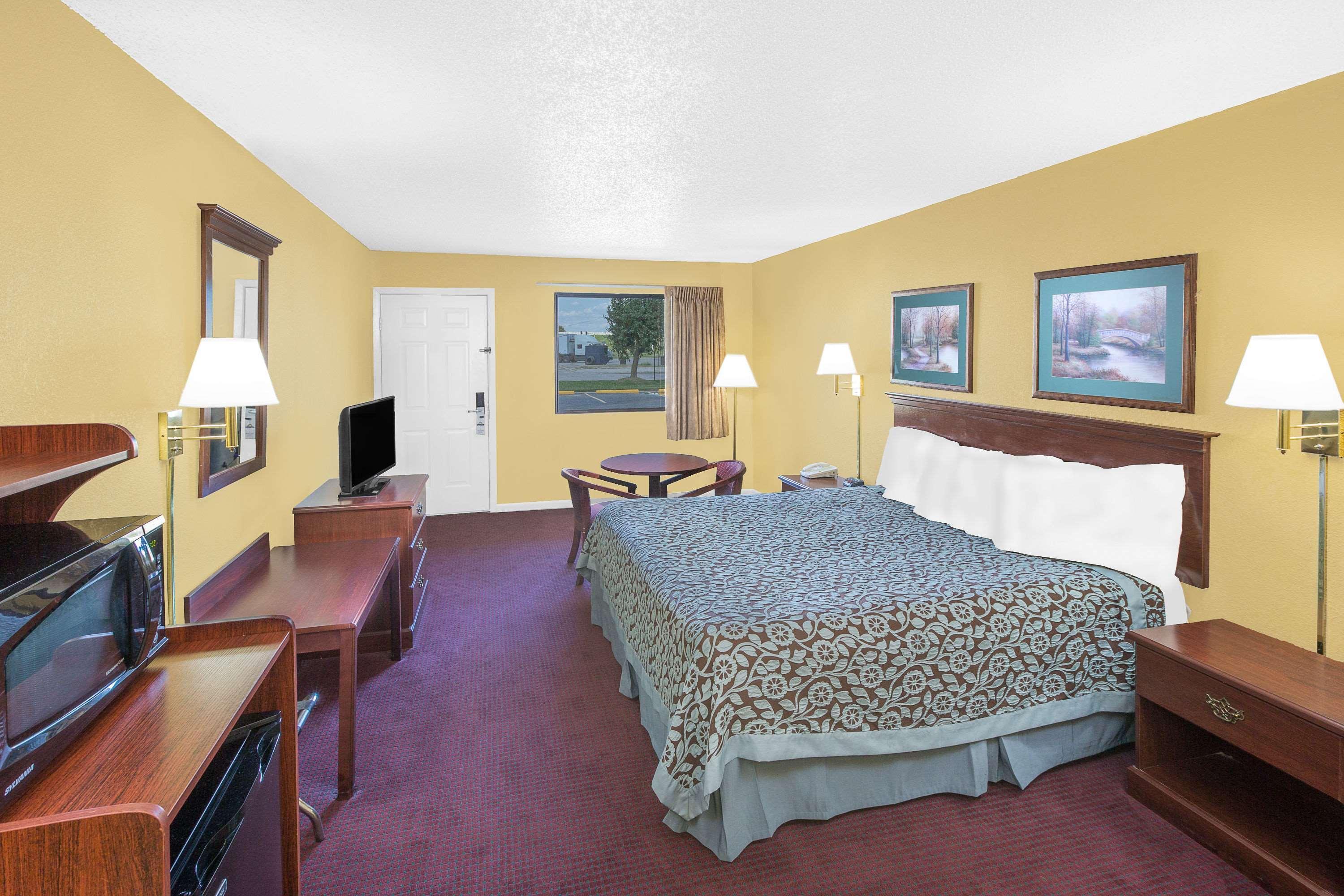 Days Inn By Wyndham N Little Rock East Норт-Литл-Рок Экстерьер фото